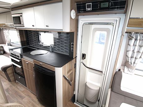 Swift Bolero 744 PR - 2018 image
