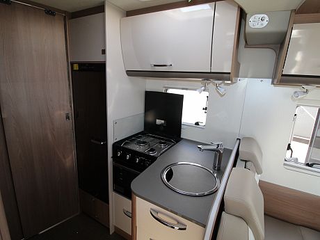Burstner Lyseo TD 744 Harmony - 2018 image
