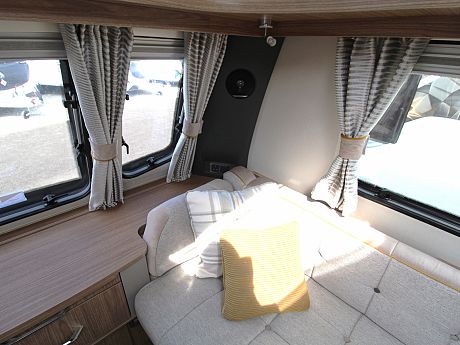Coachman VIP 575 - 2018 image