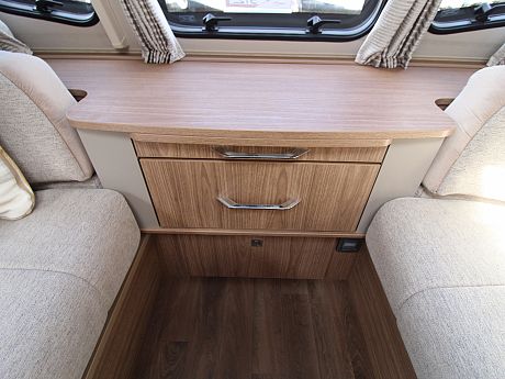 Coachman VIP 575 - 2018 image