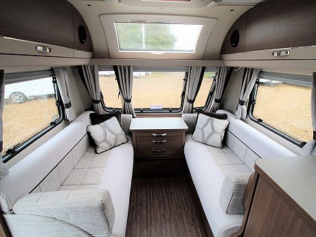 Elddis Affinity 574 - 2018 image