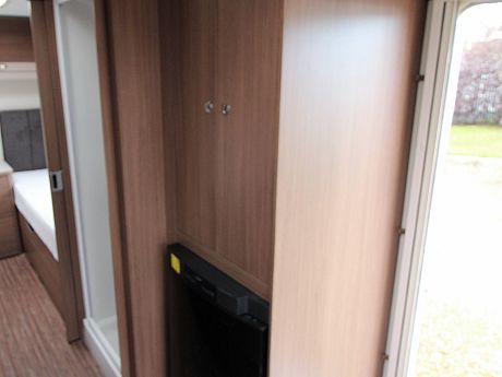 Elddis Affinity 574 - 2018 image