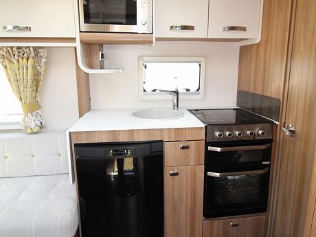 Swift Ace Globetrotter - 2018 image