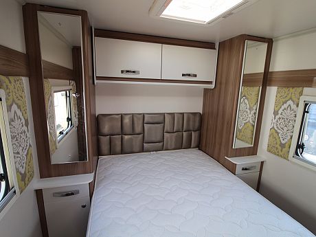 Swift Ace Globetrotter - 2018 image