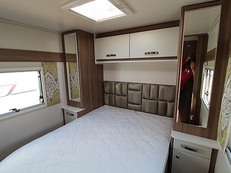 Swift Ace Globetrotter - 2018 image