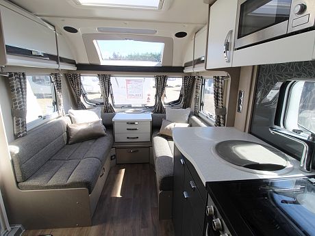 Swift Sterling Eccles 635 Lux image