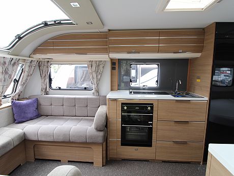 Adria Adora 613 UT Thames - 2019 image