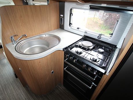 Auto-Trail Apache 632 -2019 image