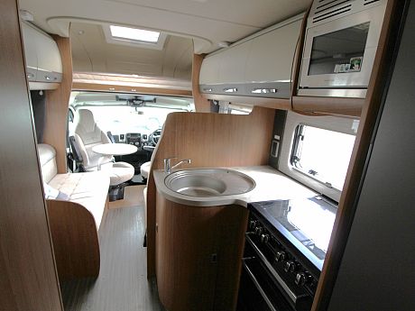 Auto-Trail Apache 632 -2019 image