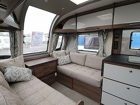 Bailey Unicorn Cabrera -2019 image