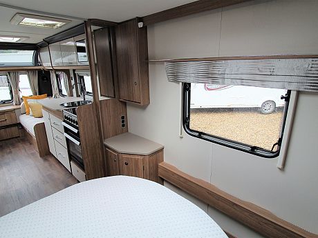 Coachman VIP 575 - 2019 image