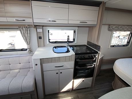 Coachman Pastiche 575 - 2019 image