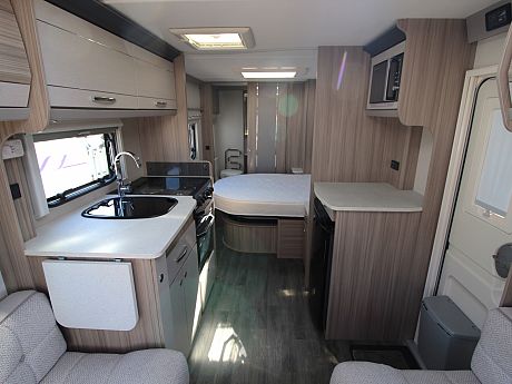 Coachman Pastiche 575 - 2019 image