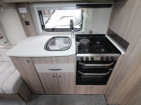 Coachman Vision 450 - 2019 image