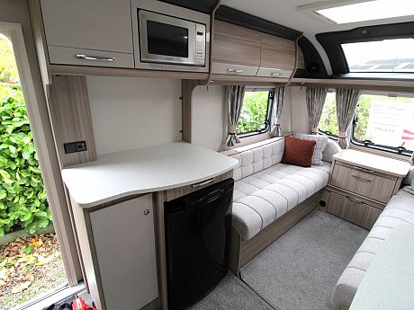 Coachman Vision 450 - 2019 image