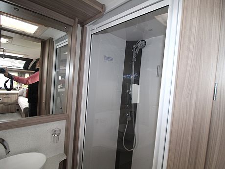 Coachman Vision 450 - 2019 image