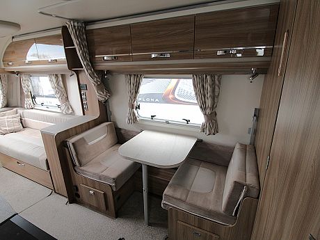 Swift Corniche 17/4  2019 image