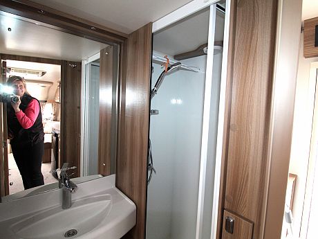 Swift Corniche 17/4  2019 image