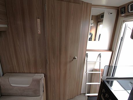 Swift Corniche 17/4  2019 image