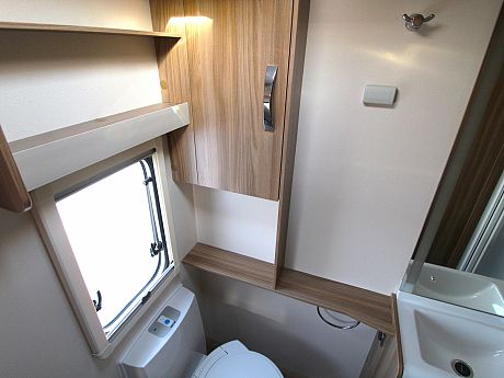 Swift Corniche 20/4 -2019 image