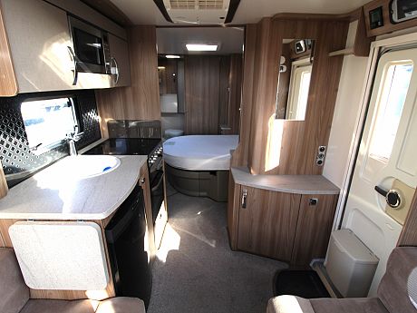 Swift Corniche 20/4 -2019 image