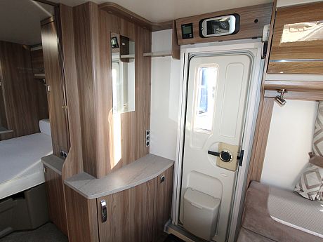 Swift Corniche 20/4 -2019 image