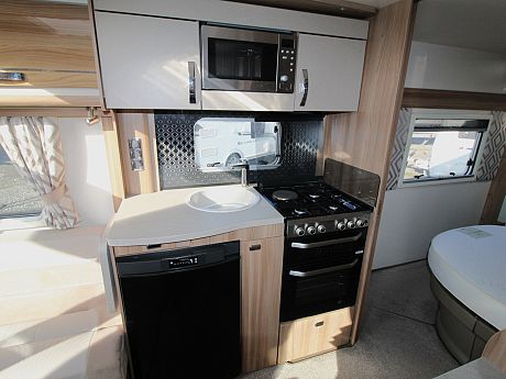 Swift Corniche 20/4 -2019 image