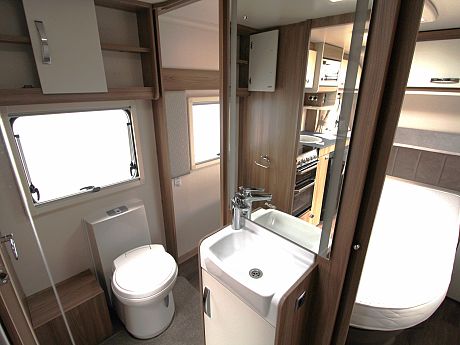 Swift Ace Globetrotter - 2019 image