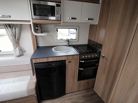 Swift Ace Globetrotter - 2019 image