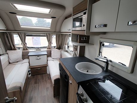 Swift Ace Globetrotter - 2019 image