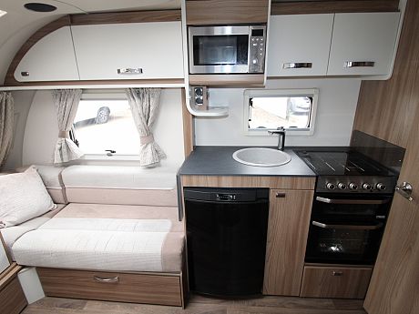 Swift Ace Globetrotter - 2019 image
