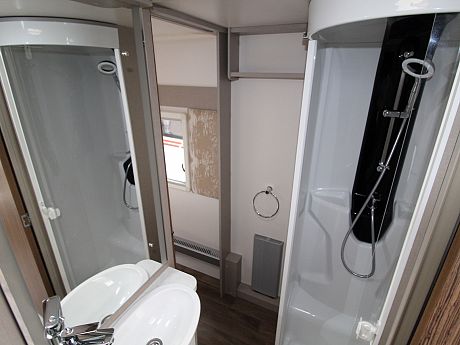 Swift Eccles 560 - 2019 image