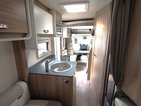 Swift Escape 674 - 2019 image