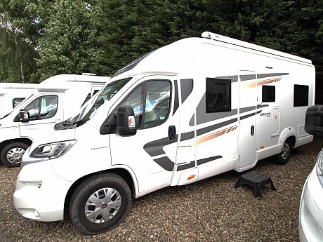 Swift Escape 674 - 2019 image