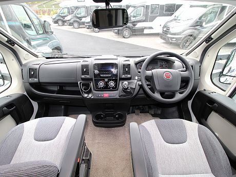 Swift Escape 685 - 2019 image