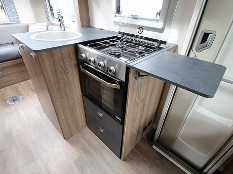 Swift Escape 685 - 2019 image