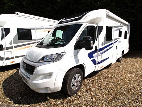 Swift Escape 69-4 Auto - 2019 image