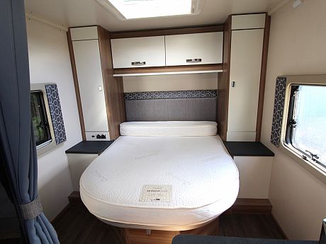 Swift Escape 69-4 Auto - 2019 image