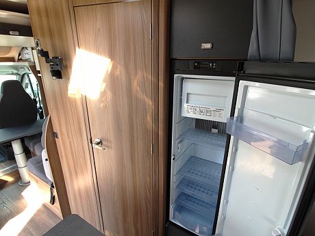 Swift Escape 69-4 Auto - 2019 image