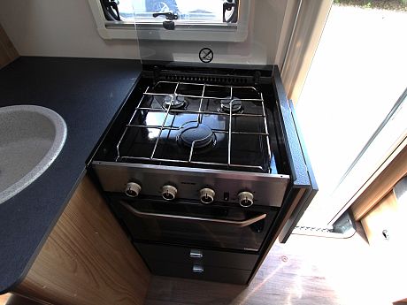 Swift Escape 69-4 Auto - 2019 image