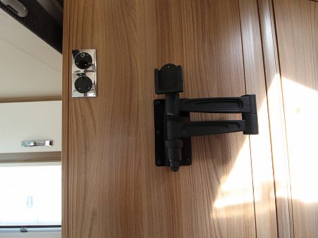 Swift Escape 69-4 Auto - 2019 image