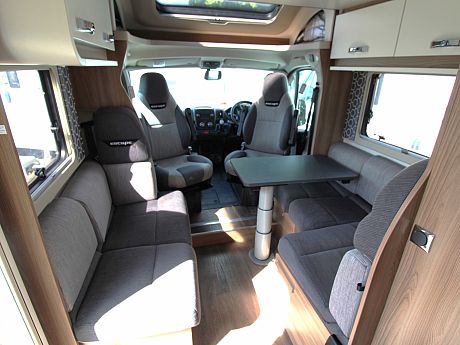 Swift Escape 69-4 Auto - 2019 image