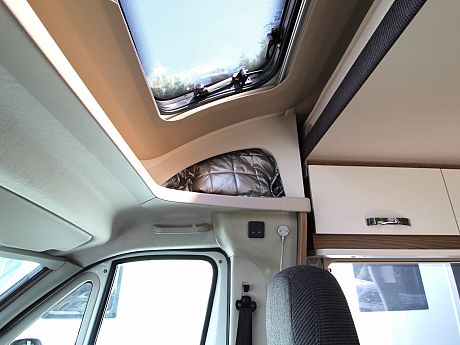 Swift Escape 69-4 Auto - 2019 image