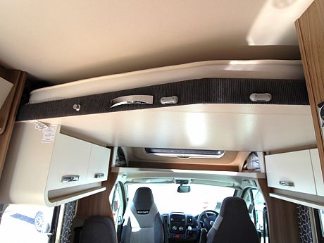 Swift Escape 69-4 Auto - 2019 image