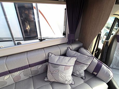 Auto-Sleeper  Broadway EK - 2020 image