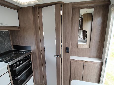 Coachman VIP 460 - 2026 image