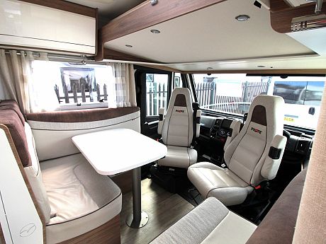 Pilote G740 Essentiel, Exclusive Edition - 2020 image