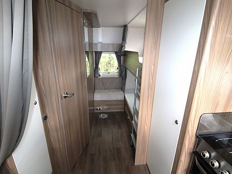 Swift Ace Award Superstar - 2020 image