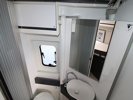 Adria Twin Supreme 640 SLB - 2021 image