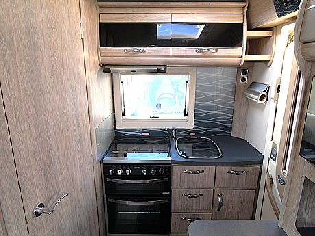 Auto-Sleeper  Bourton -2021 image